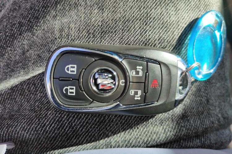 Used Buick GL8 2020 ES Land Cruiser 653T Luxury Edition