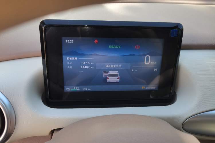 Used Wuling Hongguang MINIEV 2025 Four-Door Version Advanced Edition Instrument Cluster