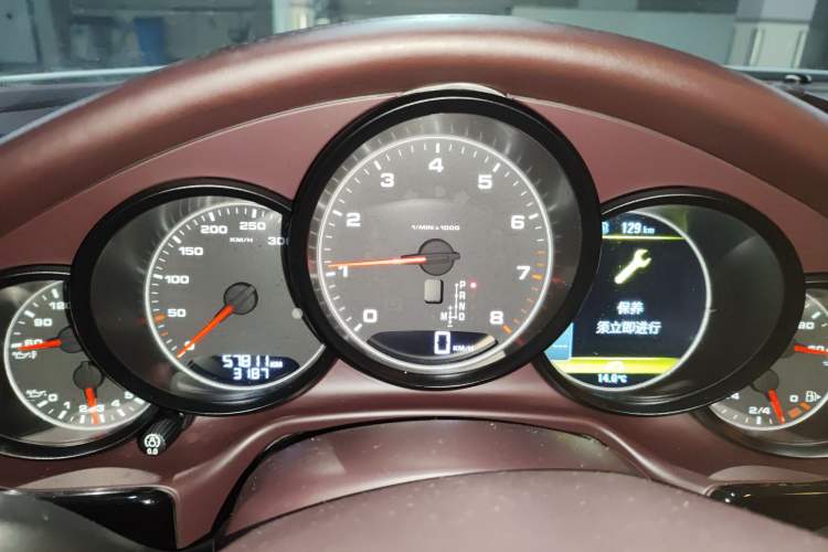 Used Porsche Panamera 
