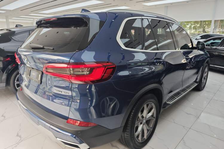 Used BMW X5 2019 xDrive40i Base Model Middle East
