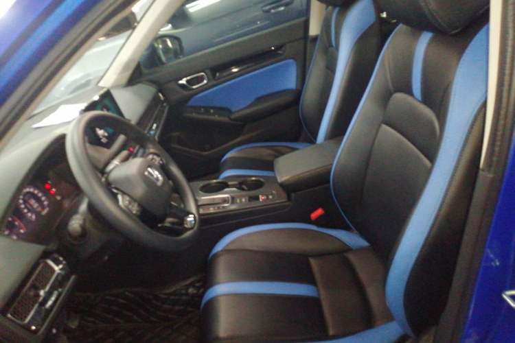 Used Honda Civic 2022 240TURBO CVT Dynamic Edition Left Front Seat