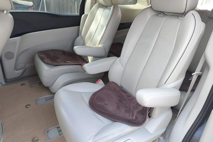 Used Buick GL8 2020 Land Business Class 652T Luxury Model
