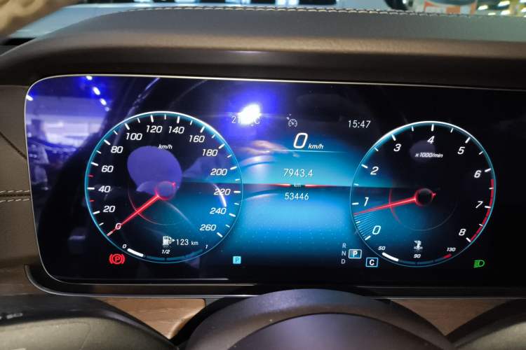 Used Mercedes-Benz E-Class 2022 Second Facelift E 300 L Luxury Edition