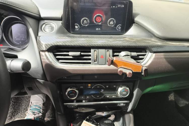 Used Mazda Atenza 2017 2.0L Blue Sky Luxury Edition