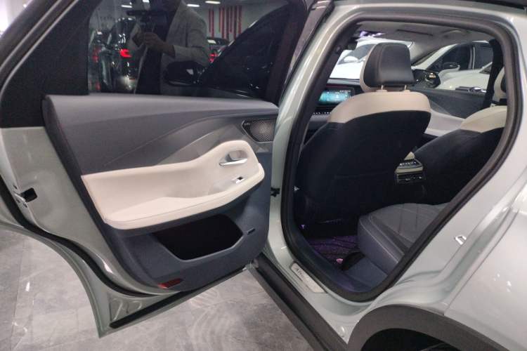 Used ARCFOX Alpha S 2023 650E Forest Edition PRO 175kw
