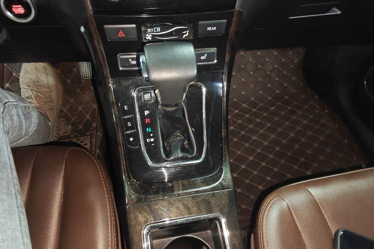 Used Lifan Auto Xuanlang 2017 1.5T Automatic Comfort Model
