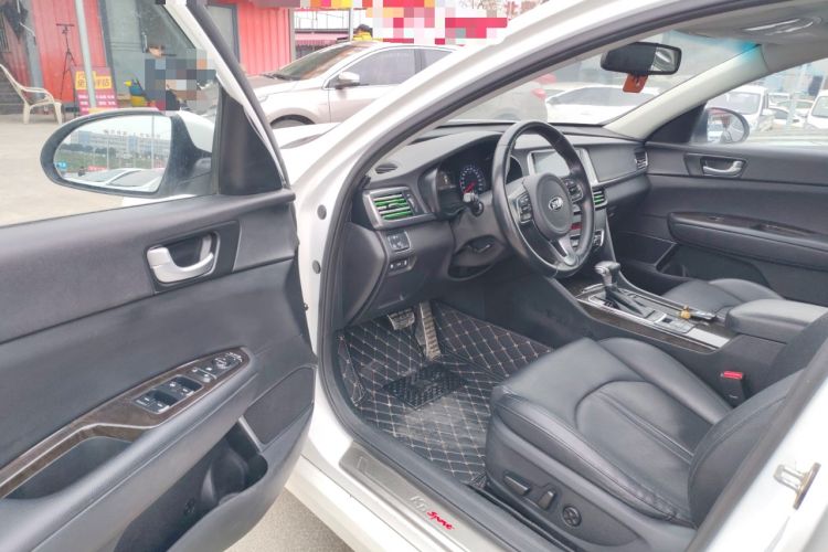 Used Kia K5 2017 2.0L Automatic 15th Anniversary Special Edition LUX
