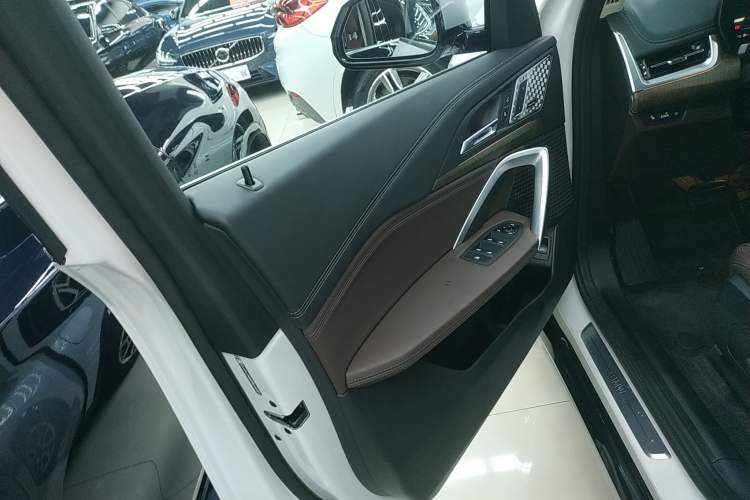 Used BMW iX1 2023 xDrive30L X Design Package
