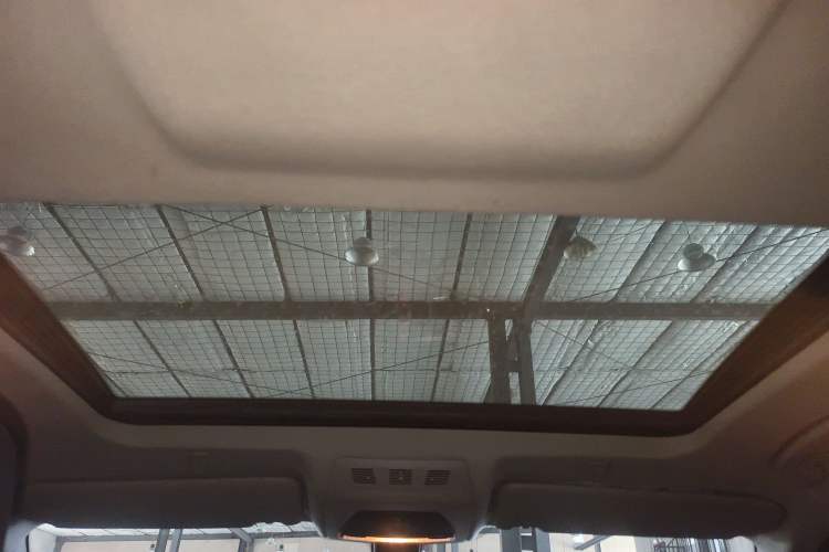 Used BMW 5 Series 2013 520Li Elegant Edition Headliner