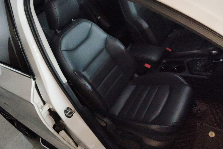 Used Volkswagen Tharu 2021 280TSI Two-Wheel-Drive Luxury Plus Edition
