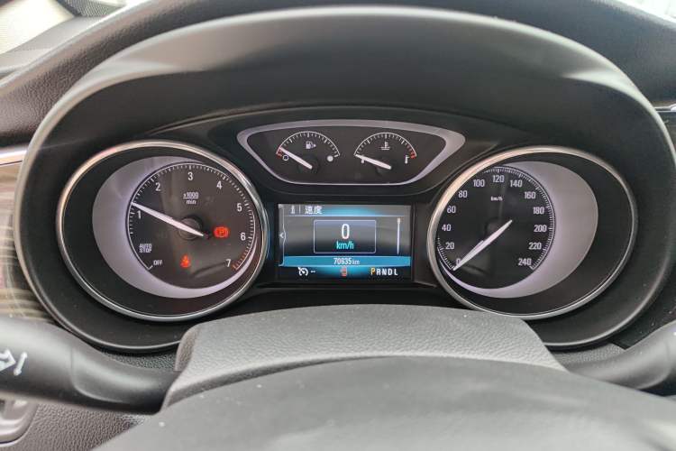 Used Buick Envision 2018 20T Two-Wheel-Drive Leading Model