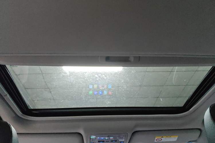 Used Toyota Camry 2015 2.0G Premier Edition
