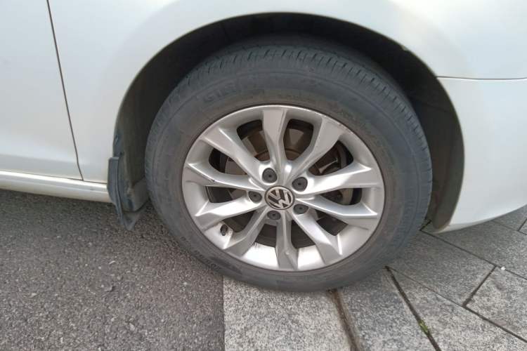 Used Volkswagen Golf 2012 1.6L Automatic Comfort Model
