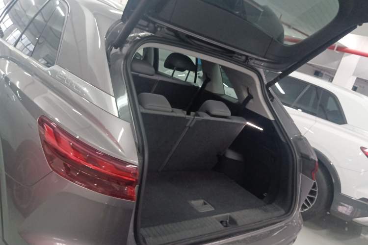 Used Audi Q5 e-tron 2023 40 e-tron Starry Edition Mecha Kit