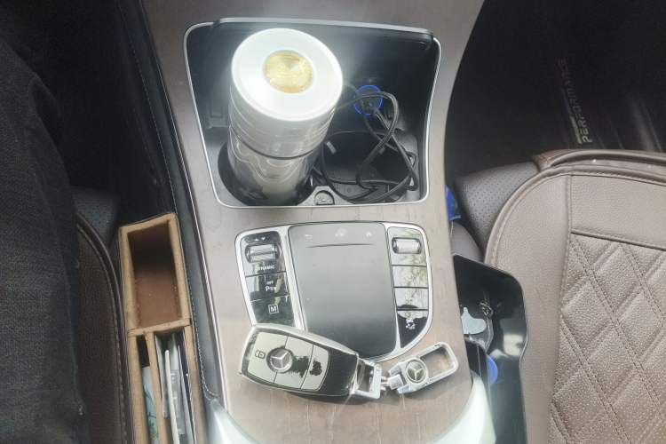 Used Mercedes-Benz GLC 2021 GLC 260 L 4MATIC Luxury Model Gear Lever