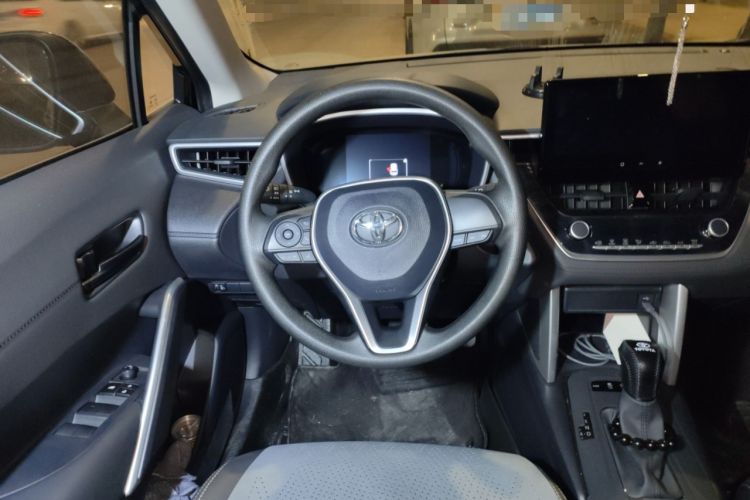 Used Toyota FRONTLANDER 2024 2.0L CVT Elite Plus Edition
