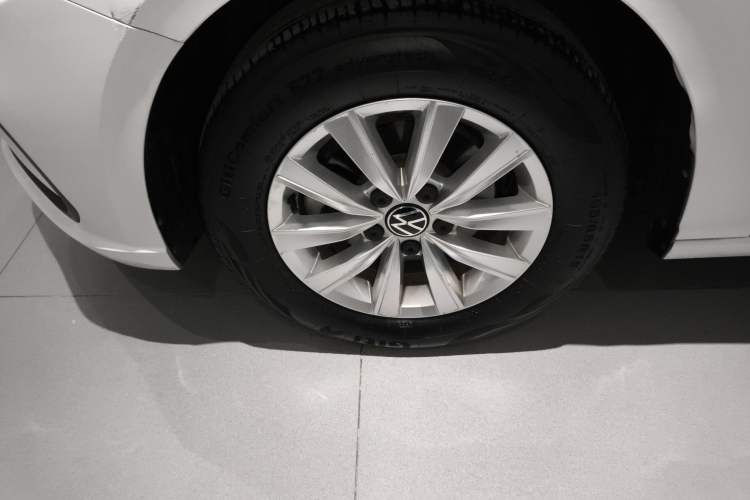 Used Volkswagen Lavida 2023 Revised 1.5L Automatic DeYi Edition