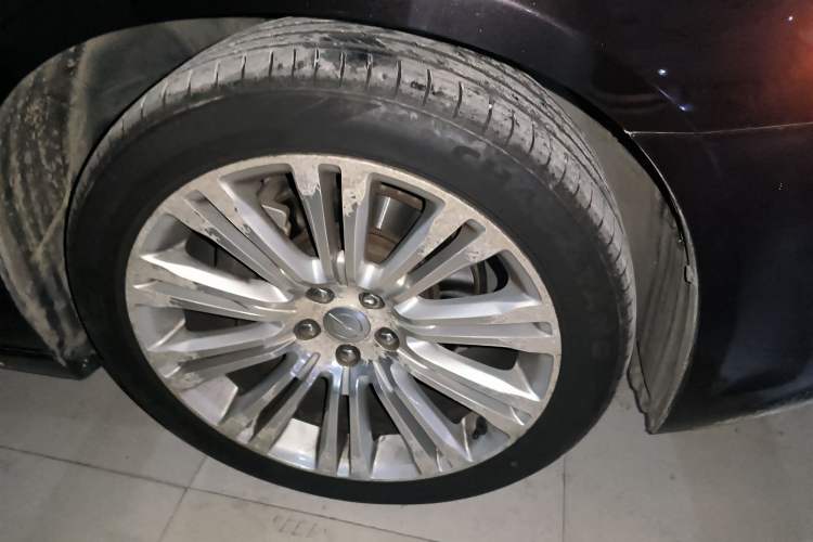 Used Chrysler 300C 2013 3.6L Premium Edition