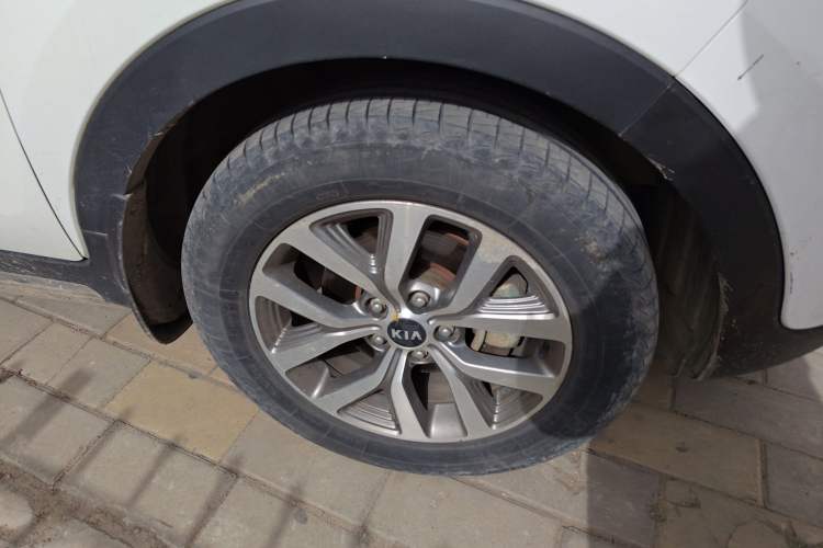 Used Kia Sportage R 2016 2.0L Automatic Two-Wheel Drive GLS Trim