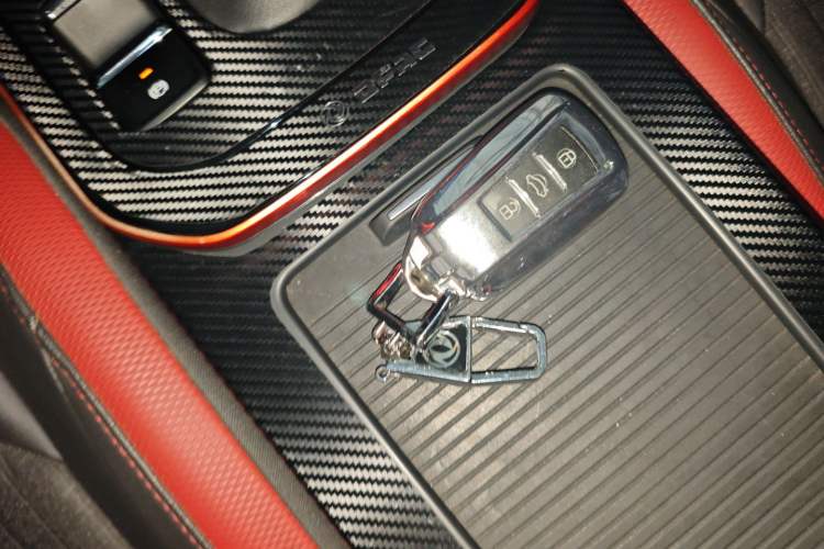 Used Dongfeng Aeolus Yixuan 2021 230T Automatic Glory Edition Vehicle Key