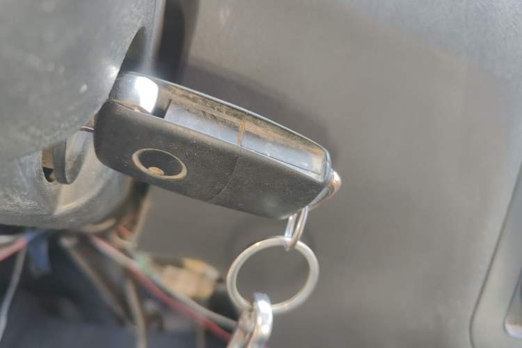 Used Wuling Zhiguang 2010 1.0L New Version Practical Short-Body L2Y