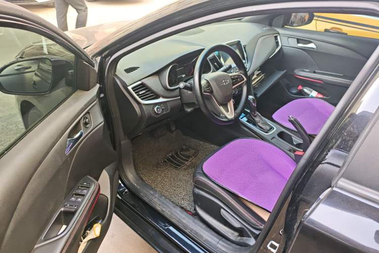 Used Chevrolet Monza 2019 RS 330T Automatic Comfort Edition China VI Standard