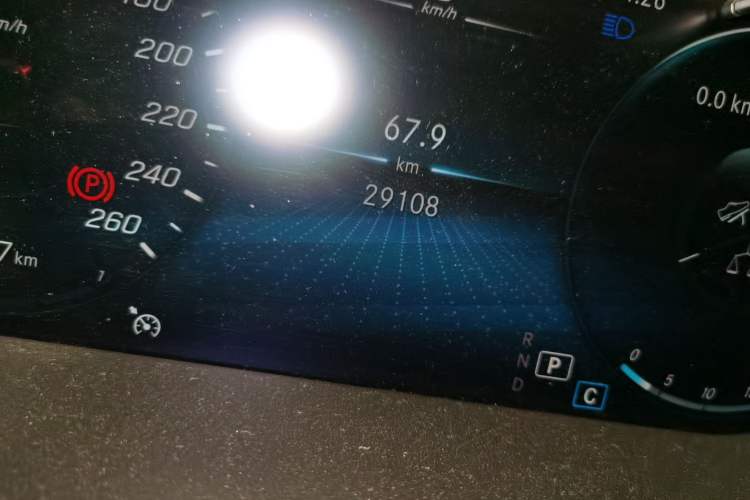 Used Mercedes-Benz C-Class 2021 C 260 L Sport Edition Star Collection Odometer Close Up