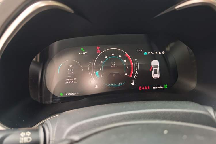 Used Wey VV6 2020 2.0T Two-Wheel Drive Smart Protection+ Instrument Cluster