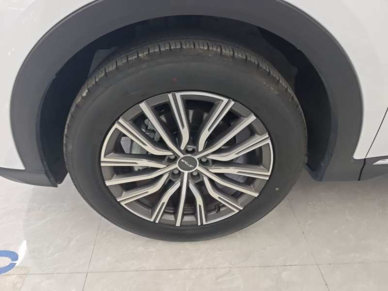 Used JETOUR X70 PLUS 2023 1.5T DCT Ziqiang PRO+ 5-Seater — 22