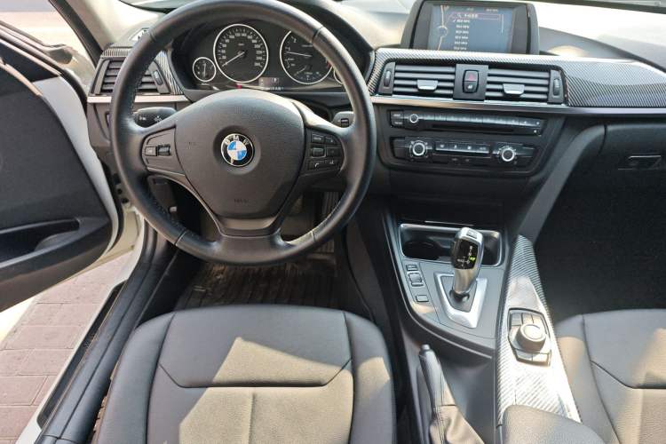 Used BMW 3 Series 2013 320Li Fashion Model