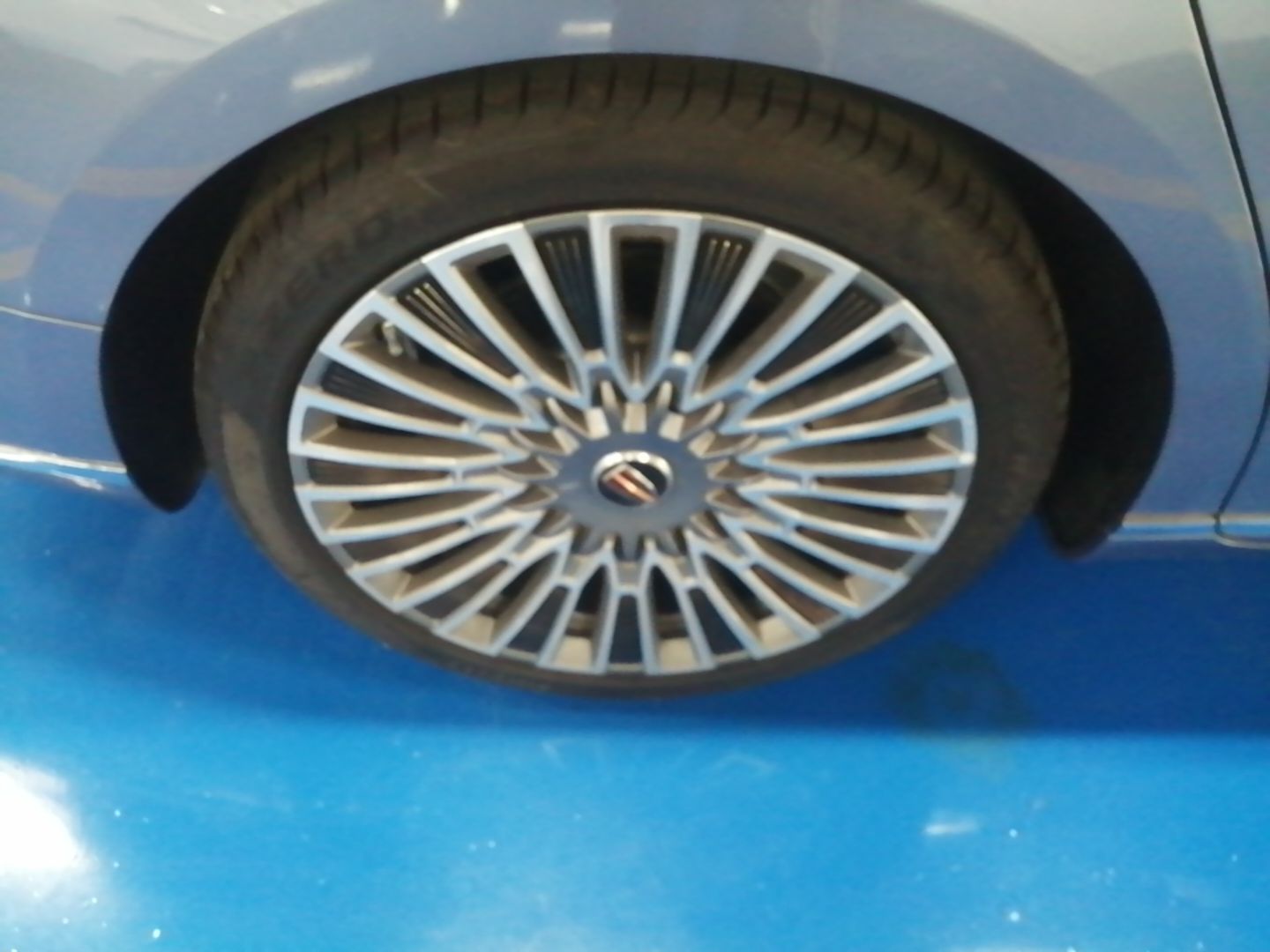 Hongqi H9 2022 3.0T H9+ Premium Custom Edition — снимка 11