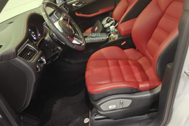 Used Porsche Macan 2017 Macan GTS 3.0T Left Front Seat