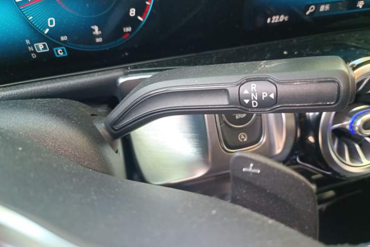 Used Mercedes-Benz GLB 2021 GLB 200 Dynamic Edition Gear Lever