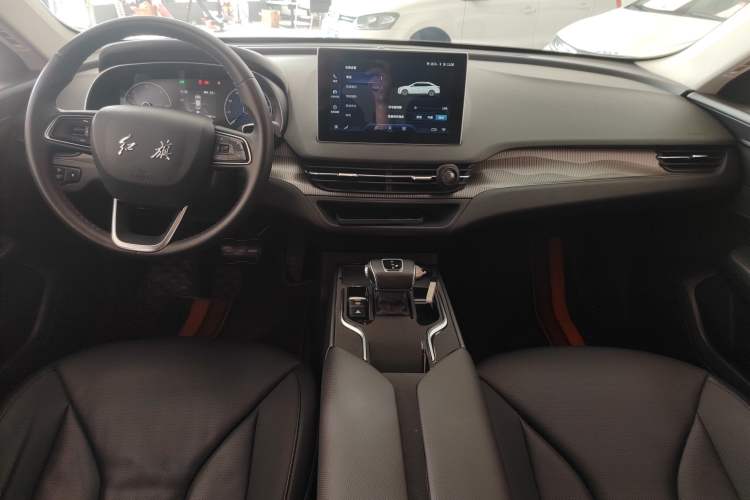 Used Hongqi E-QM5 2021 Online Booking Charging Basic Edition 5 Seats Gear Lever