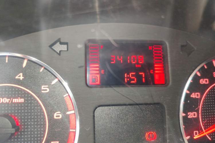 Used Wuling Hongguang V 2022 1.5L Jingqu Version Hydraulic Power Steering LAR