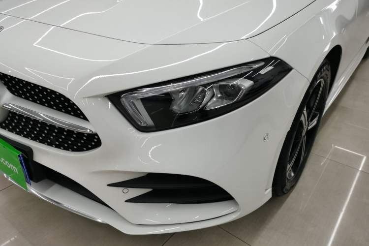 Used Mercedes-Benz A-Class 2022 Second Facelift A 200 L Sport Sedan Fashion Version