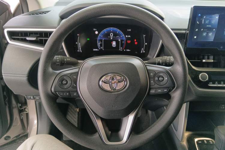 Used Toyota FRONTLANDER 2024 2.0L CVT Luxury Edition