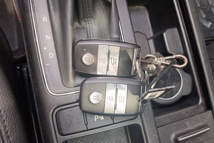 Used Kia Sorento 2013 2.2T 5-Seater Diesel Luxury Edition
