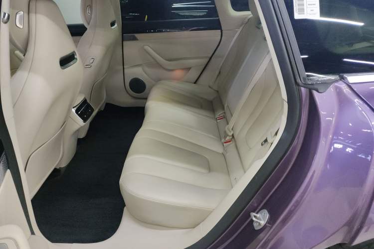 Used Hima Luxeed S7 2024 Ultra Four-Wheel Drive Flagship Edition Left Rear Seat