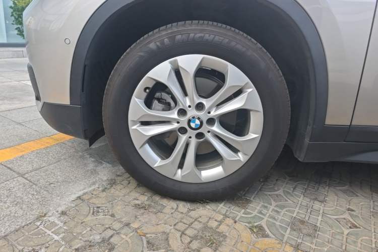 Used BMW X1 2016 sDrive18Li Premium Edition