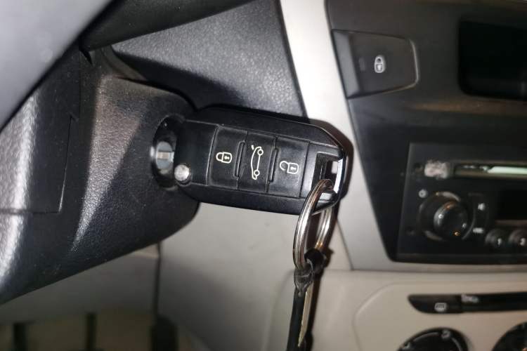 Used Citroen Elysee 2014 1.6L Manual Fashion Edition
