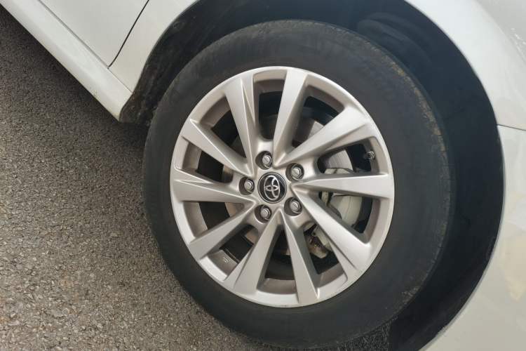 Used Toyota Camry 2021 2.0G Luxury Edition Right Front Wheel Hub