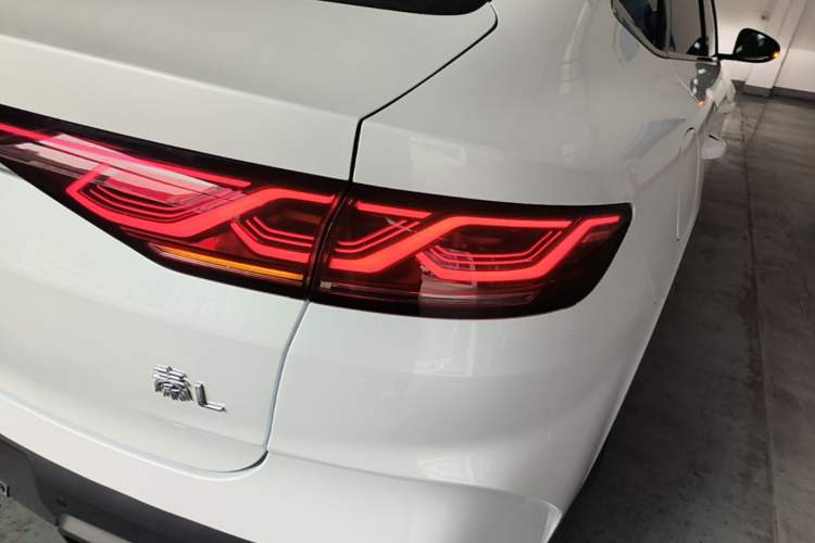 Used BYD Qin L 2024 DM-i 80KM Leading Model Exterior 3