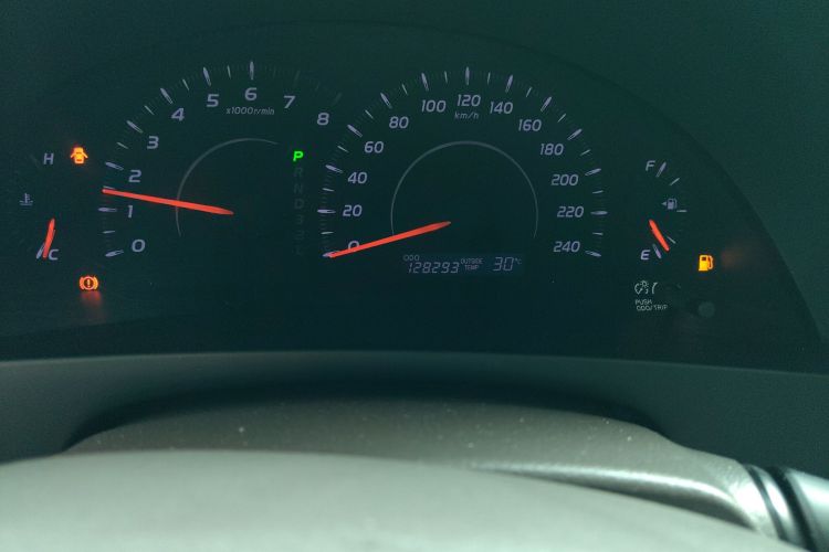 Used Toyota Camry 2013 200E Classic Elite Edition Odometer Close Up