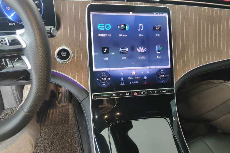 Used Mercedes-Benz EQE 2022 350 Pioneer Edition Audio And AC Panel