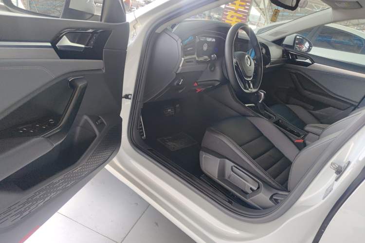 Used Volkswagen Sagitar 2021 200TSI DSG Comfort Connect Edition Driver Seat