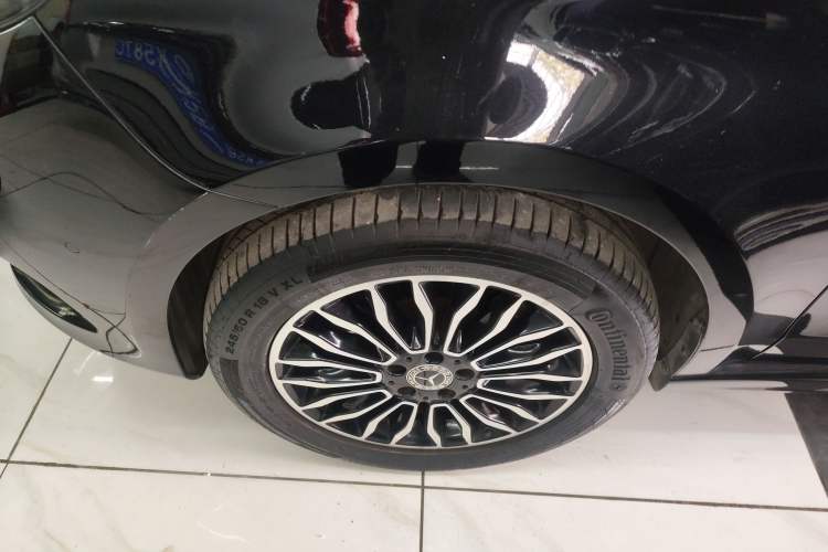 Used Mercedes-Benz V-Class 2018 V 260 Prestige Edition China VI
