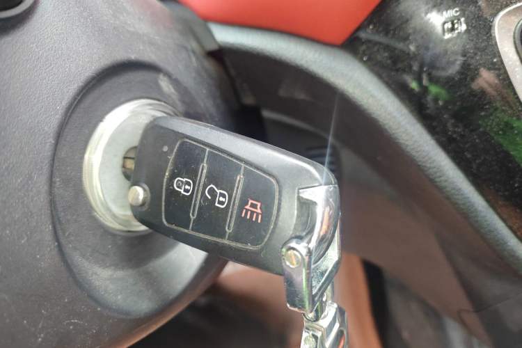 Used Haval H1 2016 Blue Label 1.5L AMT Luxury Model
