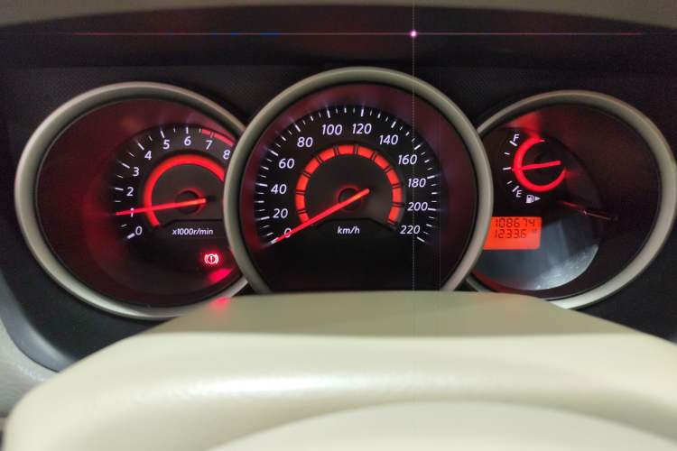 Used Nissan Sylphy 2012 Classic 1.6XE Automatic Comfort Edition Instrument Cluster