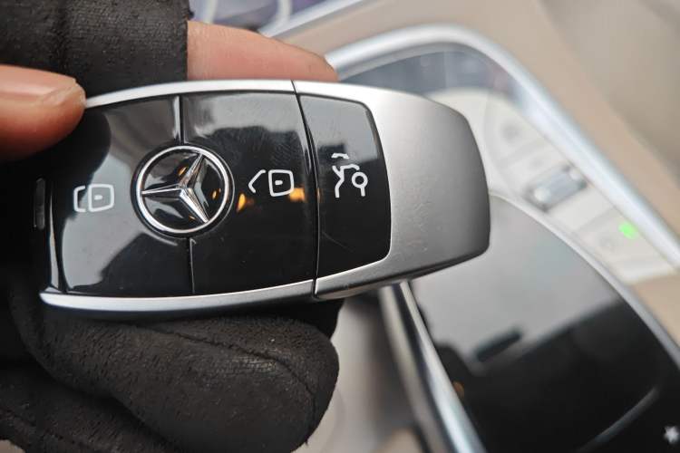 Used Mercedes-Benz Maybach S-Class 2016 S 400 4MATIC Vehicle Key